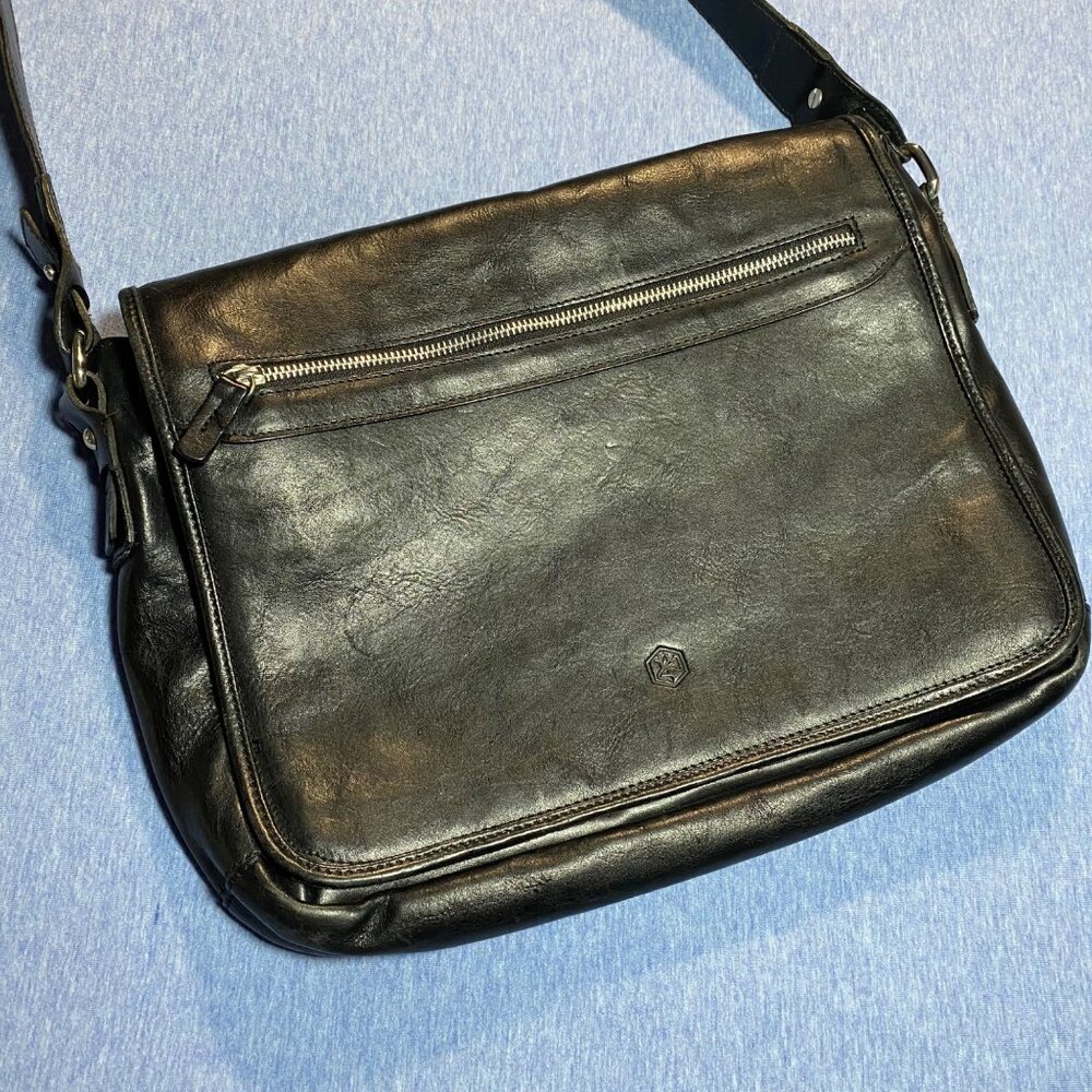 In Pell Genuine Leather 13" Messenger Bag with Adjustable Strap